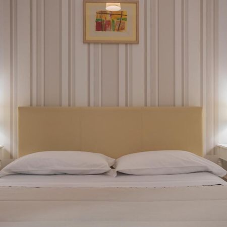 B&B Palermo Bella Rooms And Suites Exterior photo